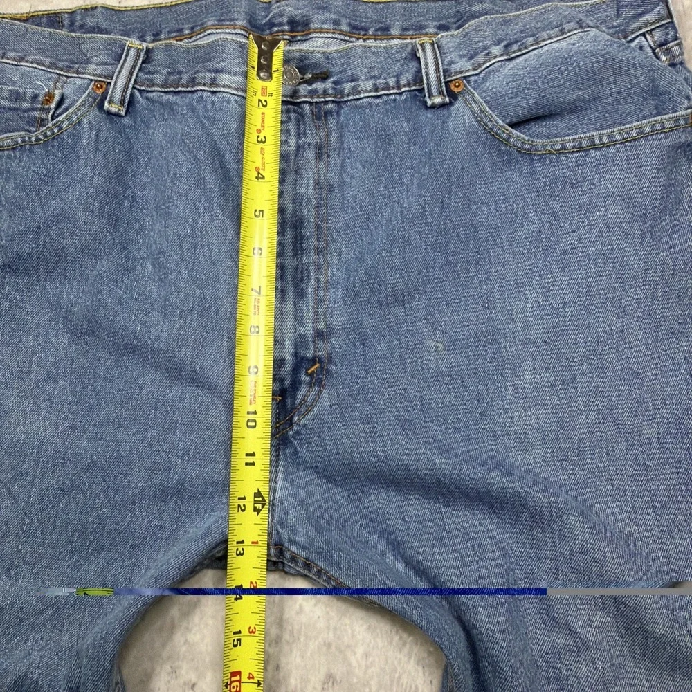 Levi's 505 Jeans Mens 44x30 Blue Regular Fit Straight Leg Medium Wash Denim